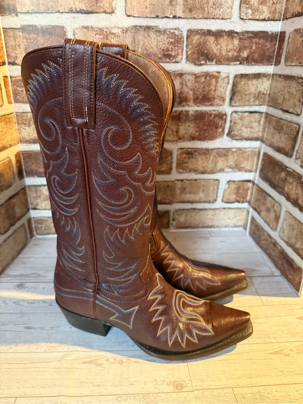 Hyer road to arizona boots